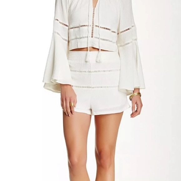 Free People Mi Corazon High Rise Crochet Ladder Lace Shorts Ivory Cream XSmall - Picture 4 of 15